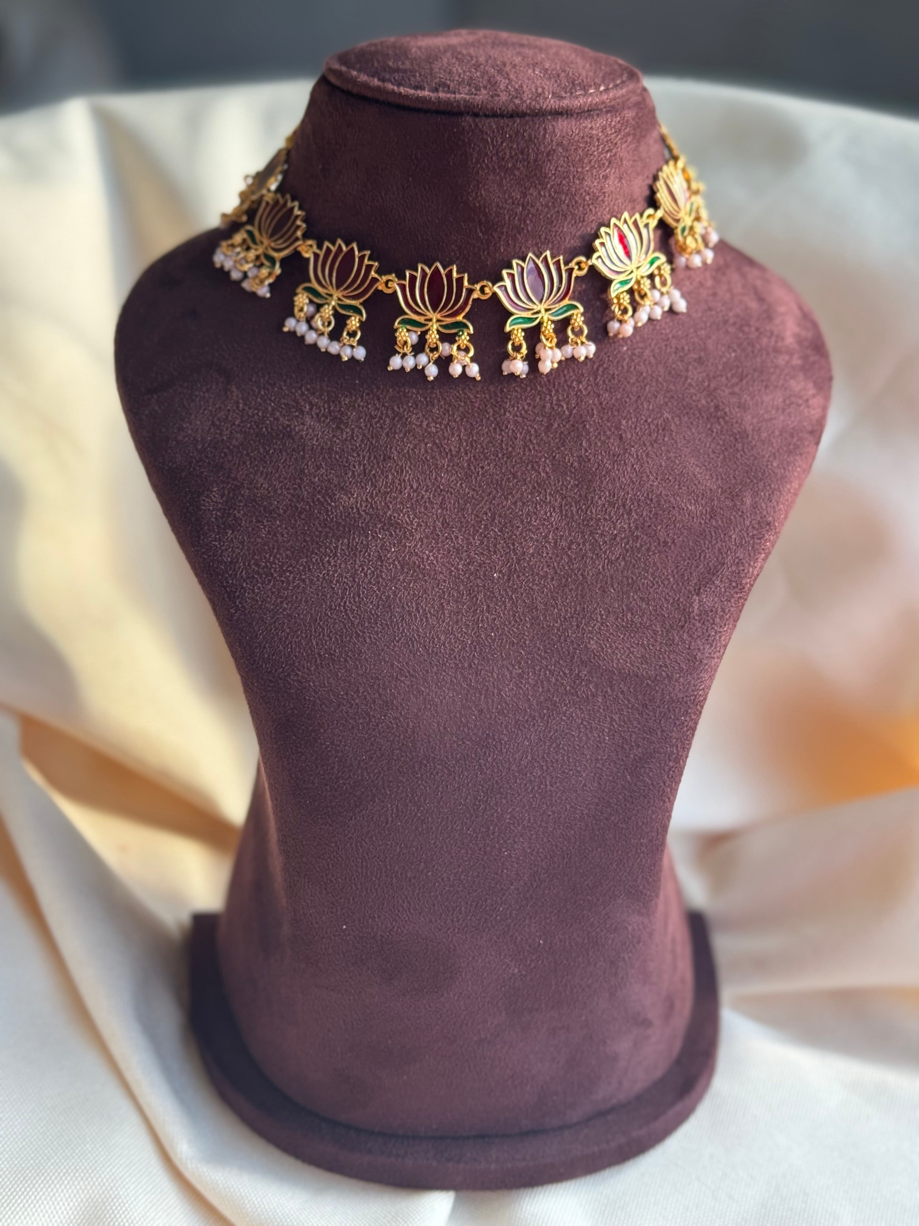 Lotus Pendant Short Neckpiece Set With Pearls