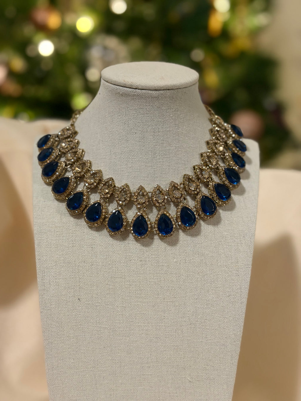 Navy Blue Necklace Set