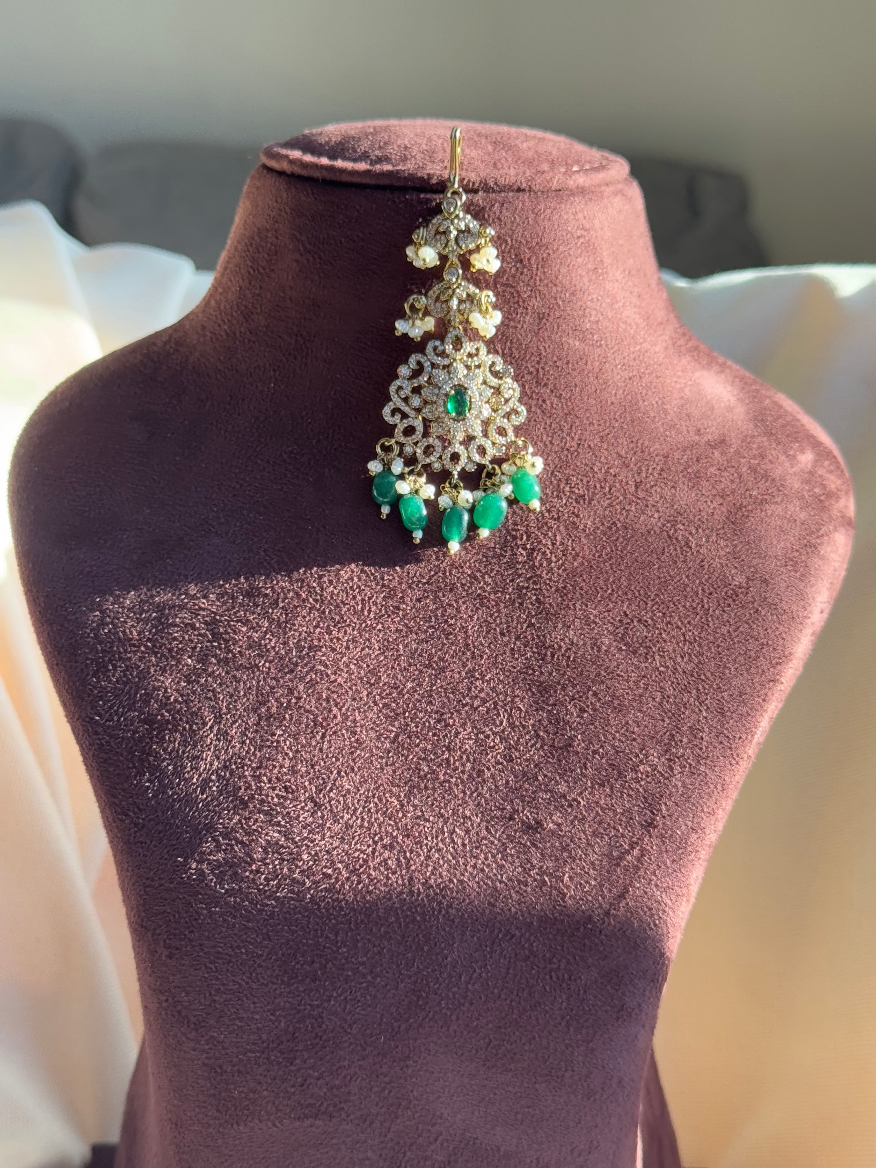 Victorian Tikka with Green Beads
