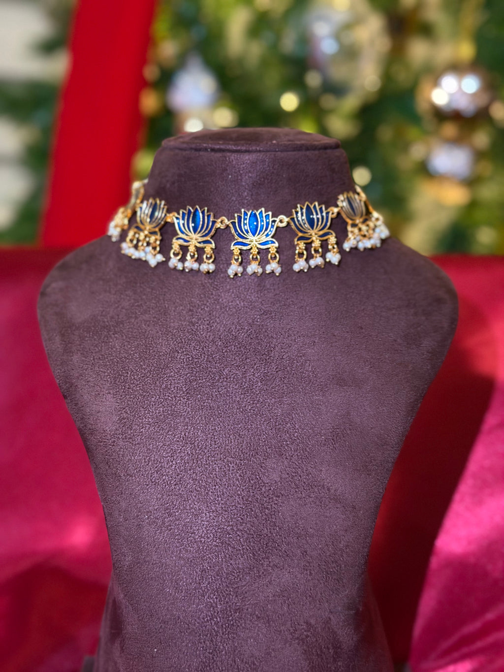 Lotus Pendant Short Neckpiece Set With Pearls- Navy Blur