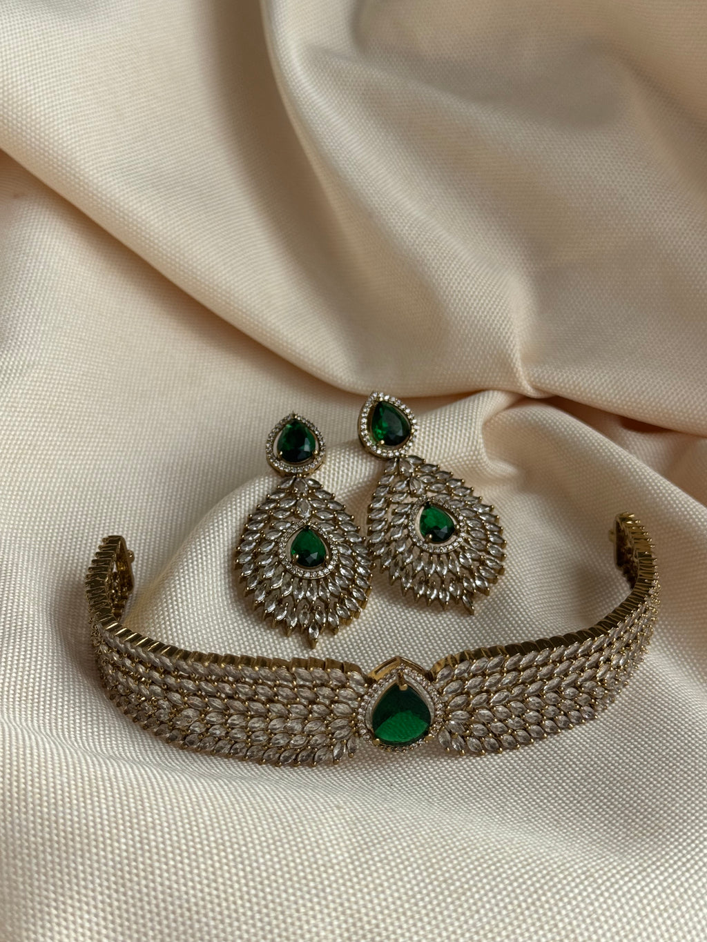 Trending AD Chocker Set - Green