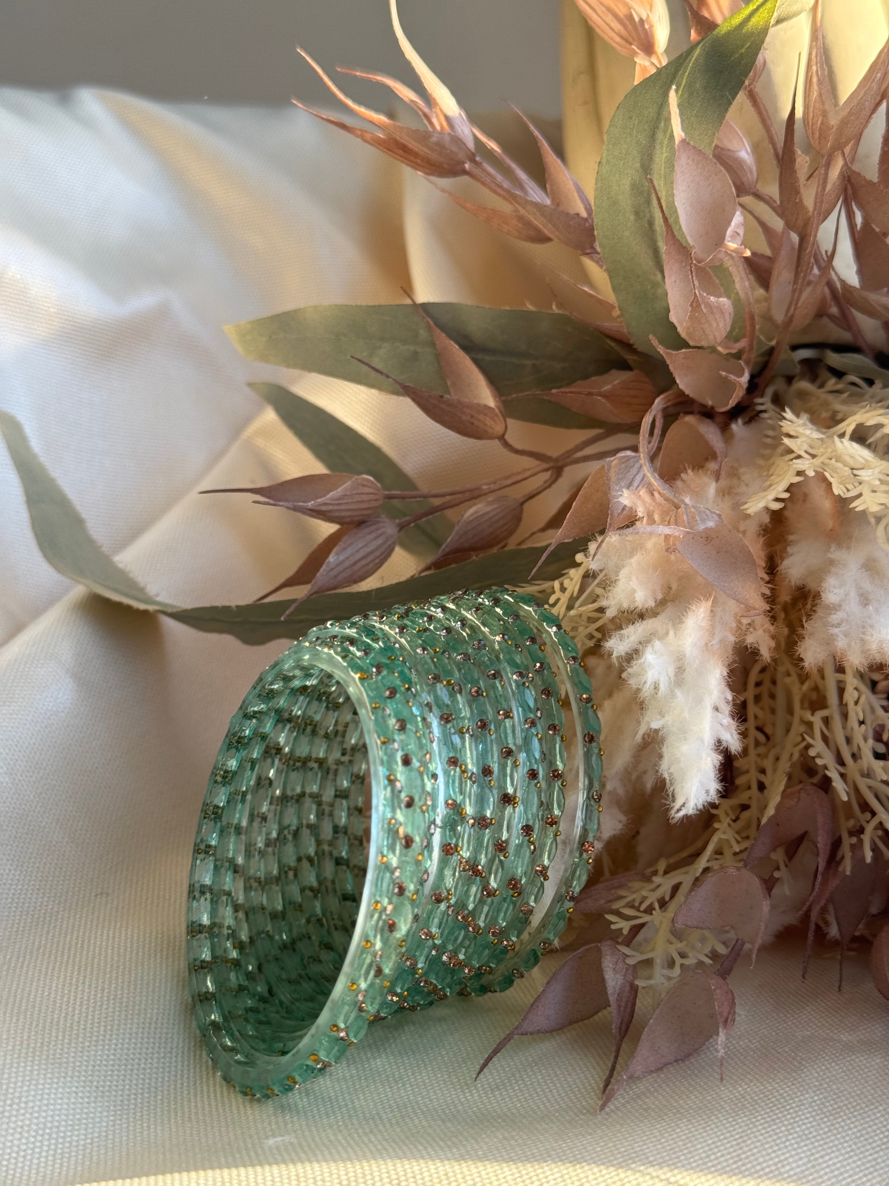 Raindrop Glass Bangle- Mint