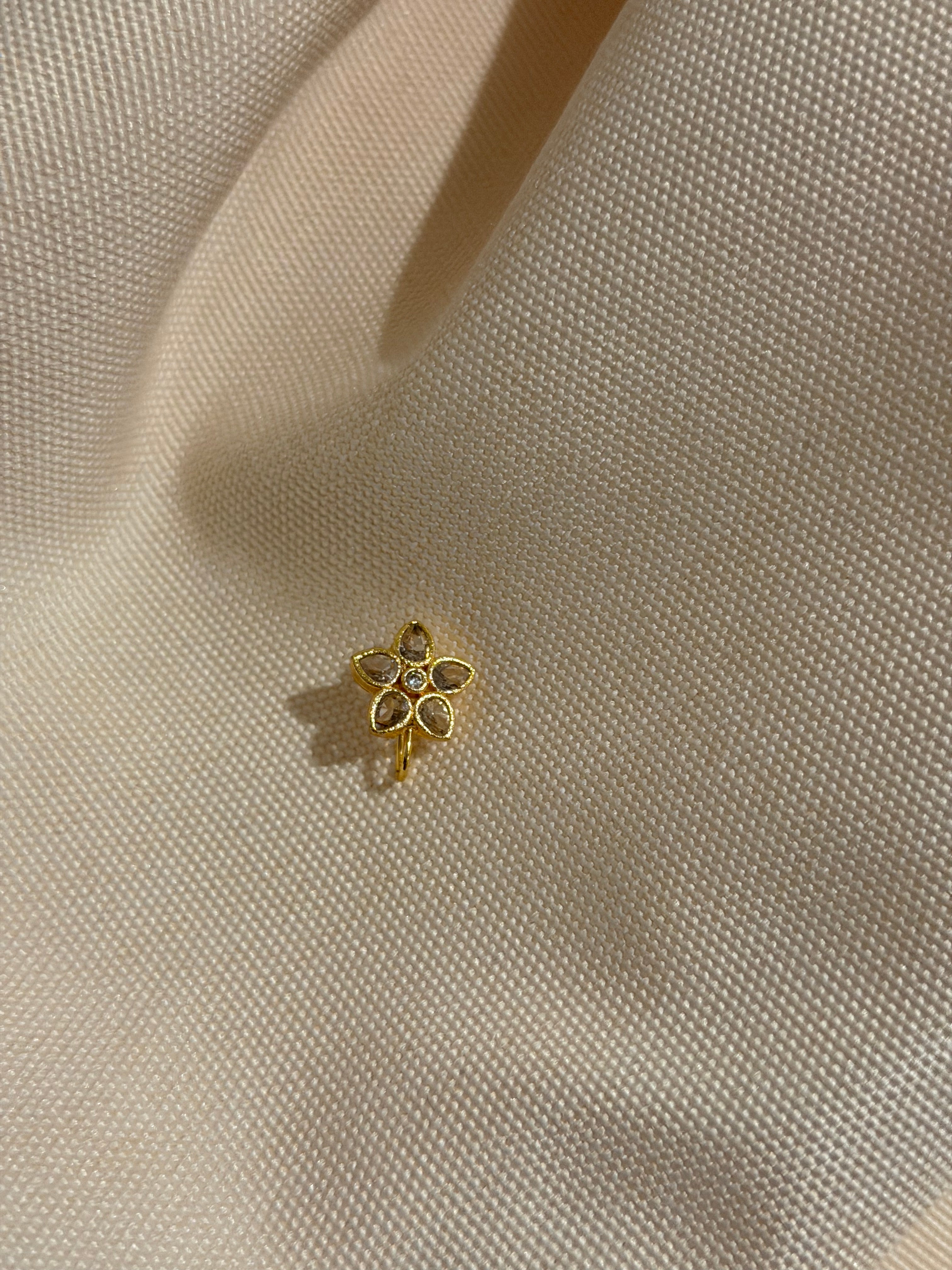 Flower White Stone Nosepin