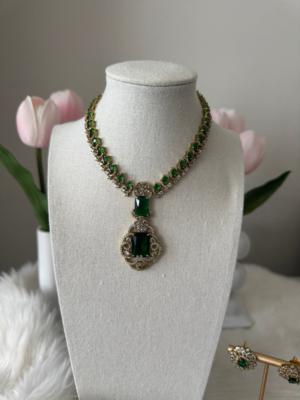 Trending Nita Ambani Short Haram set- Green