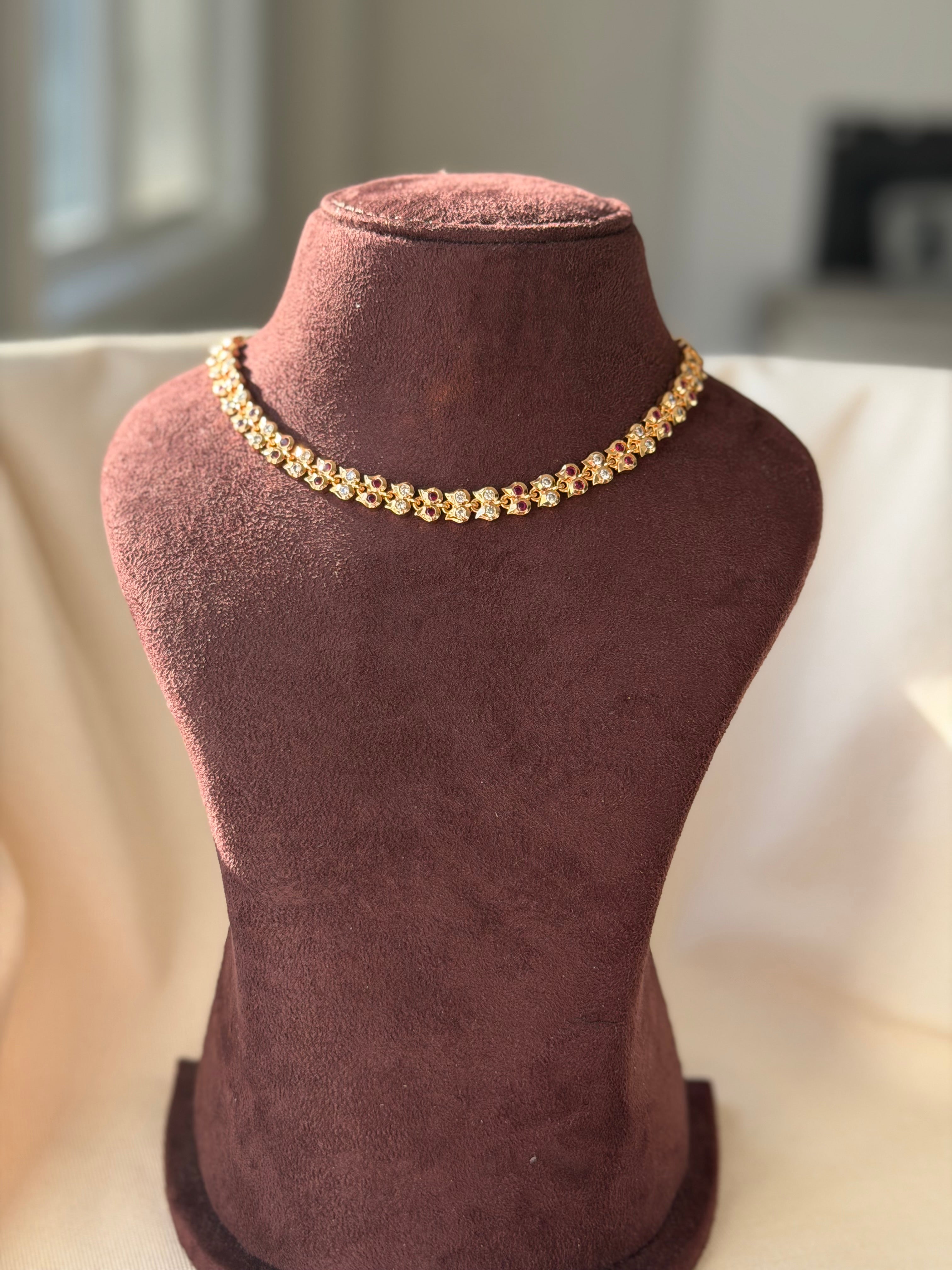 Impoun Choker With White and Pink Stone - IM04