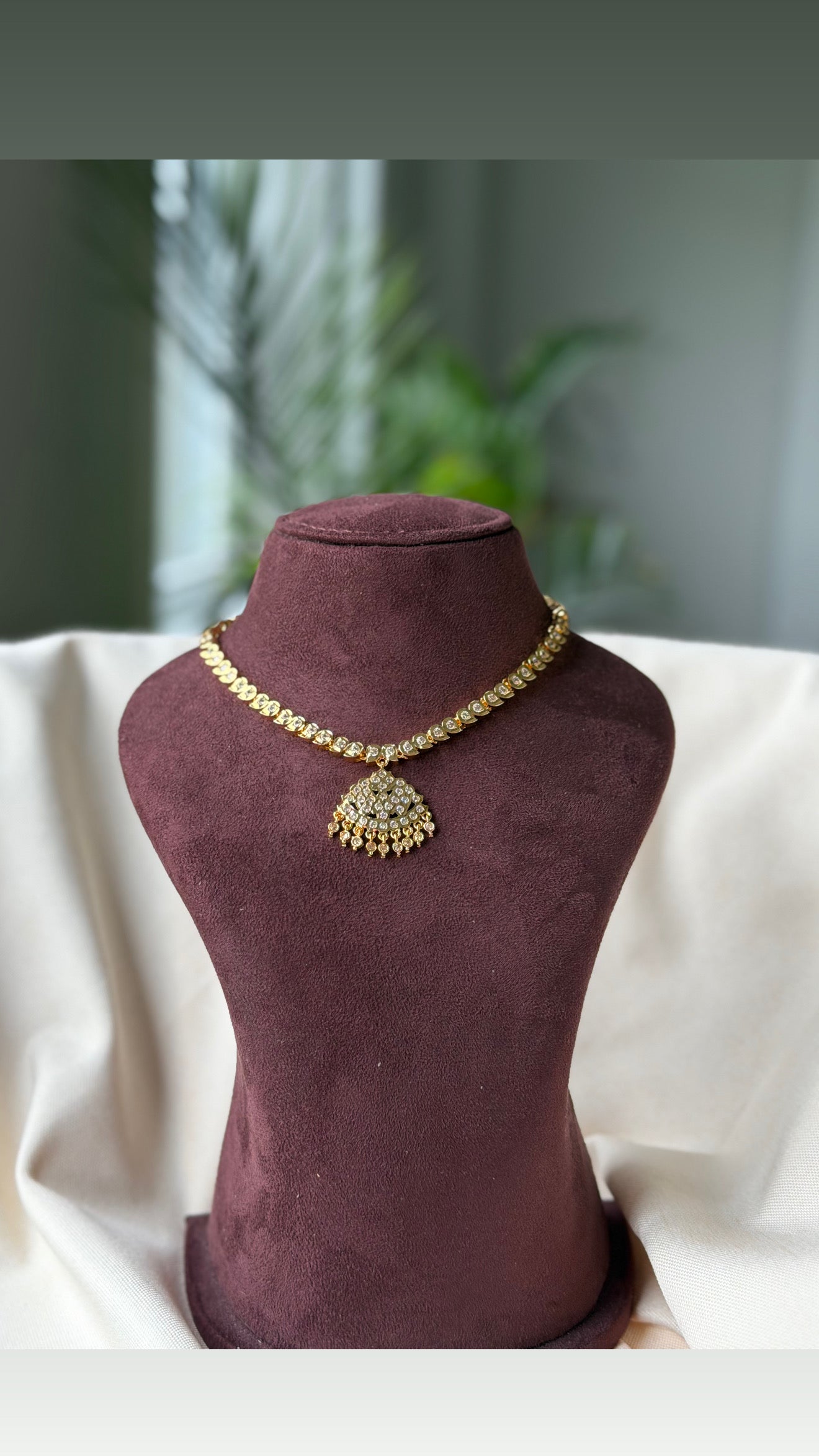 Impoun White Stone Mango Design Attigai