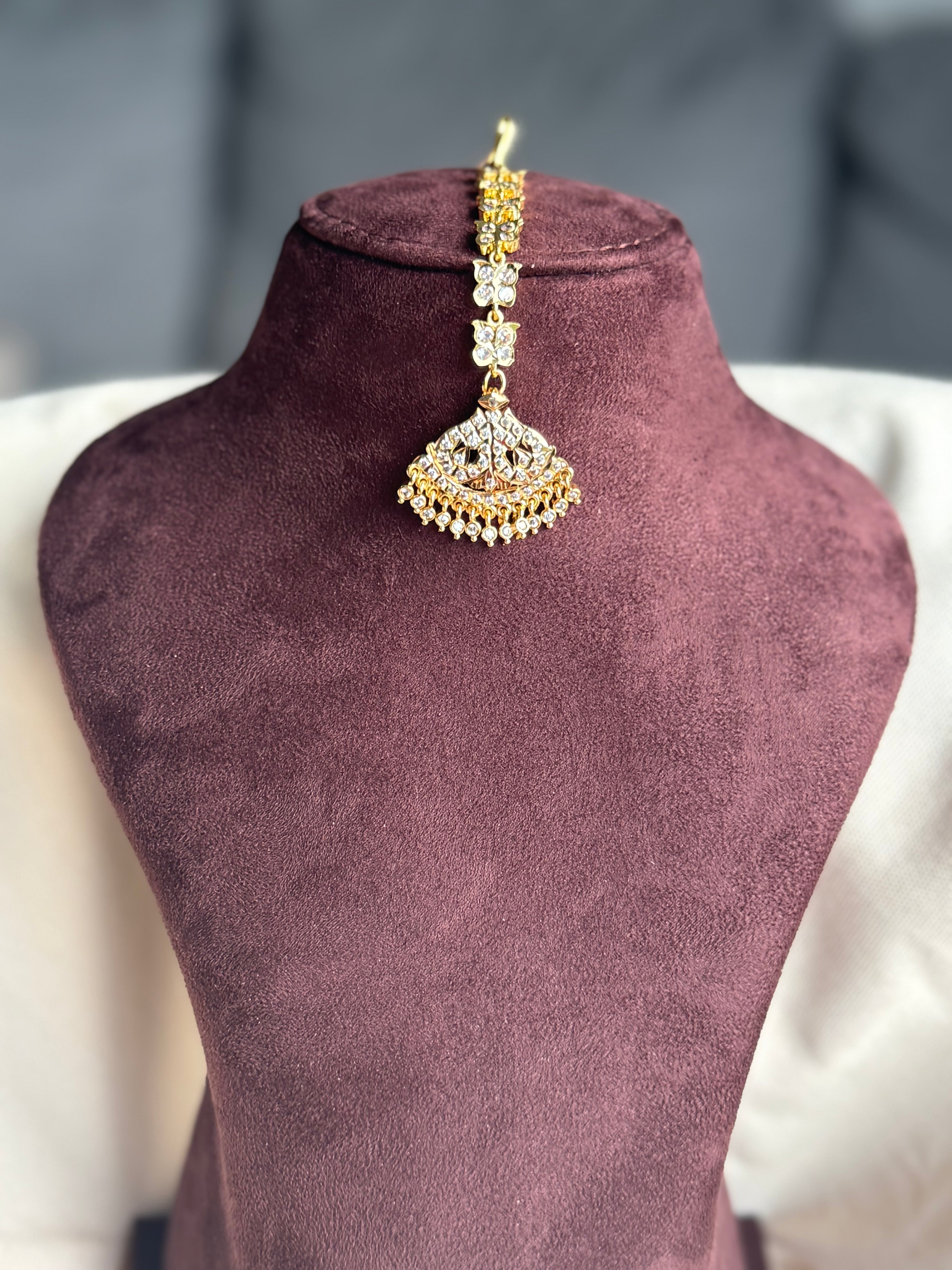 Impoun White Netti Chutti