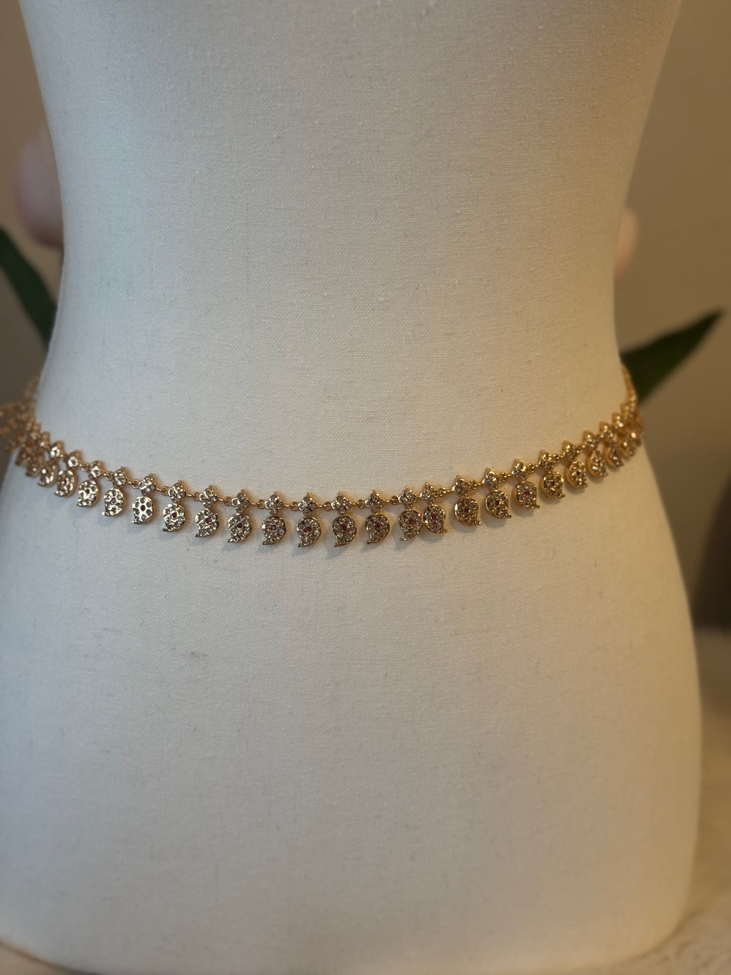 Mango Shape Gold-plated Waistchain