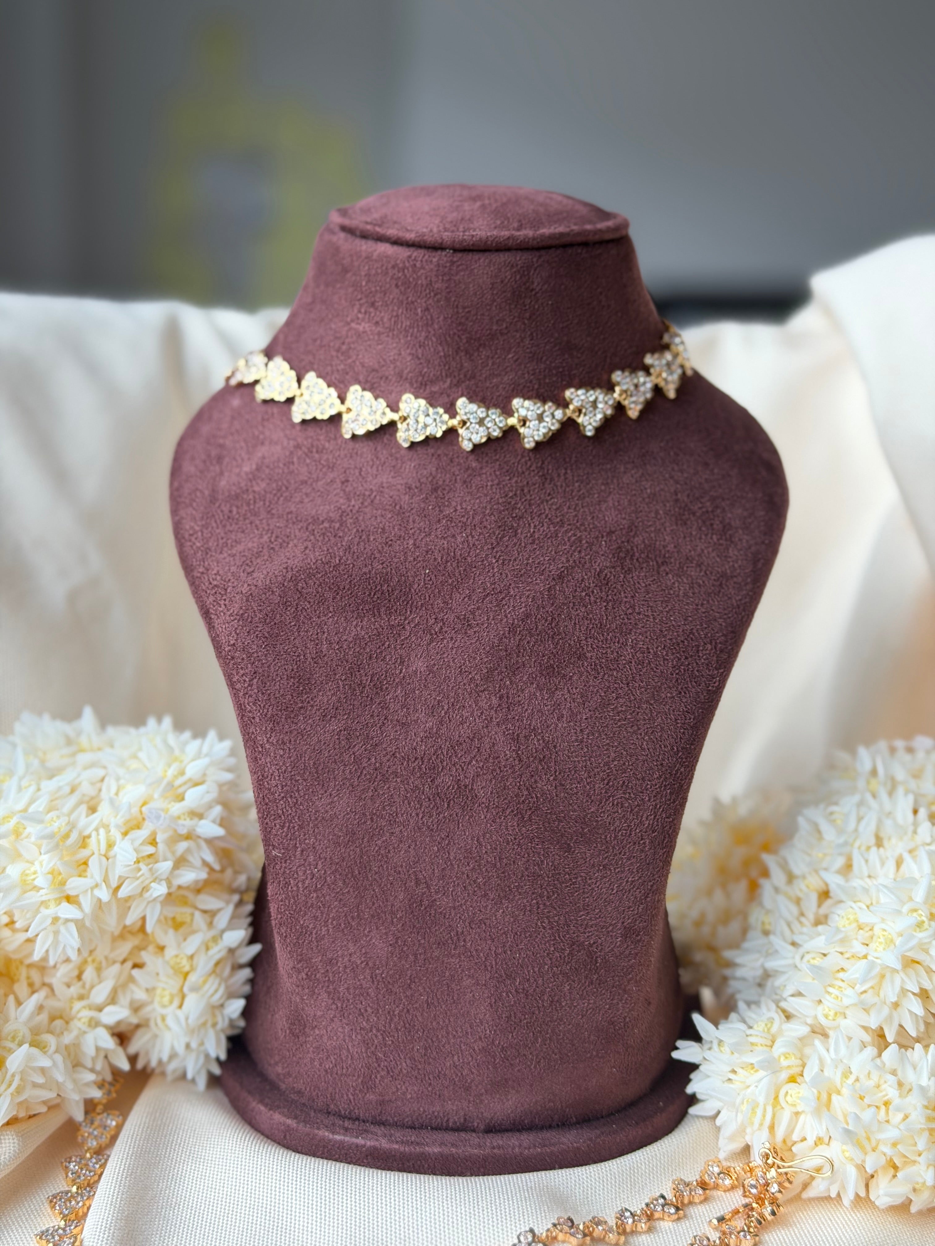 Impoun Choker-White Stone