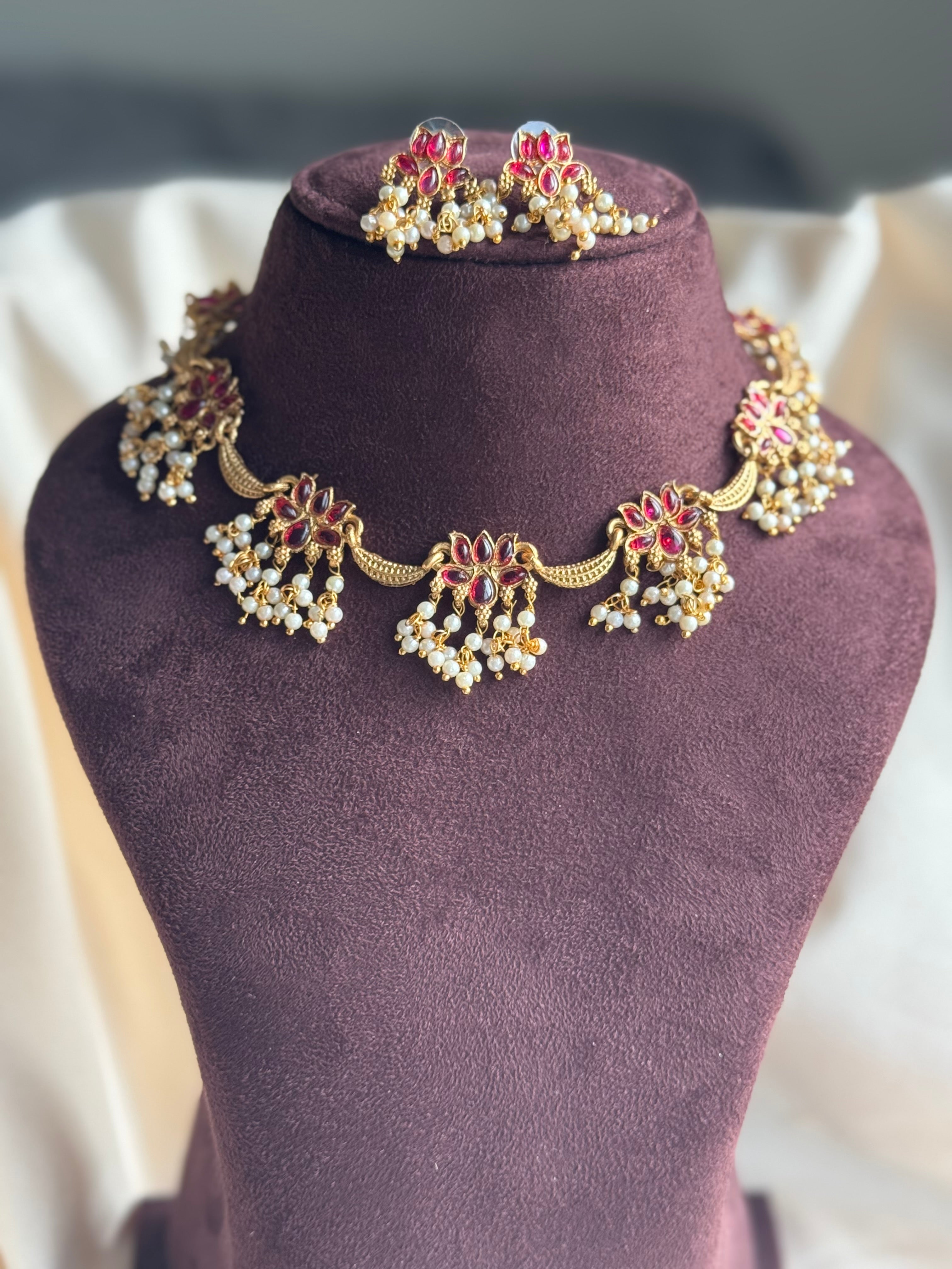 Lotus Pearl Hanging Necklace Set