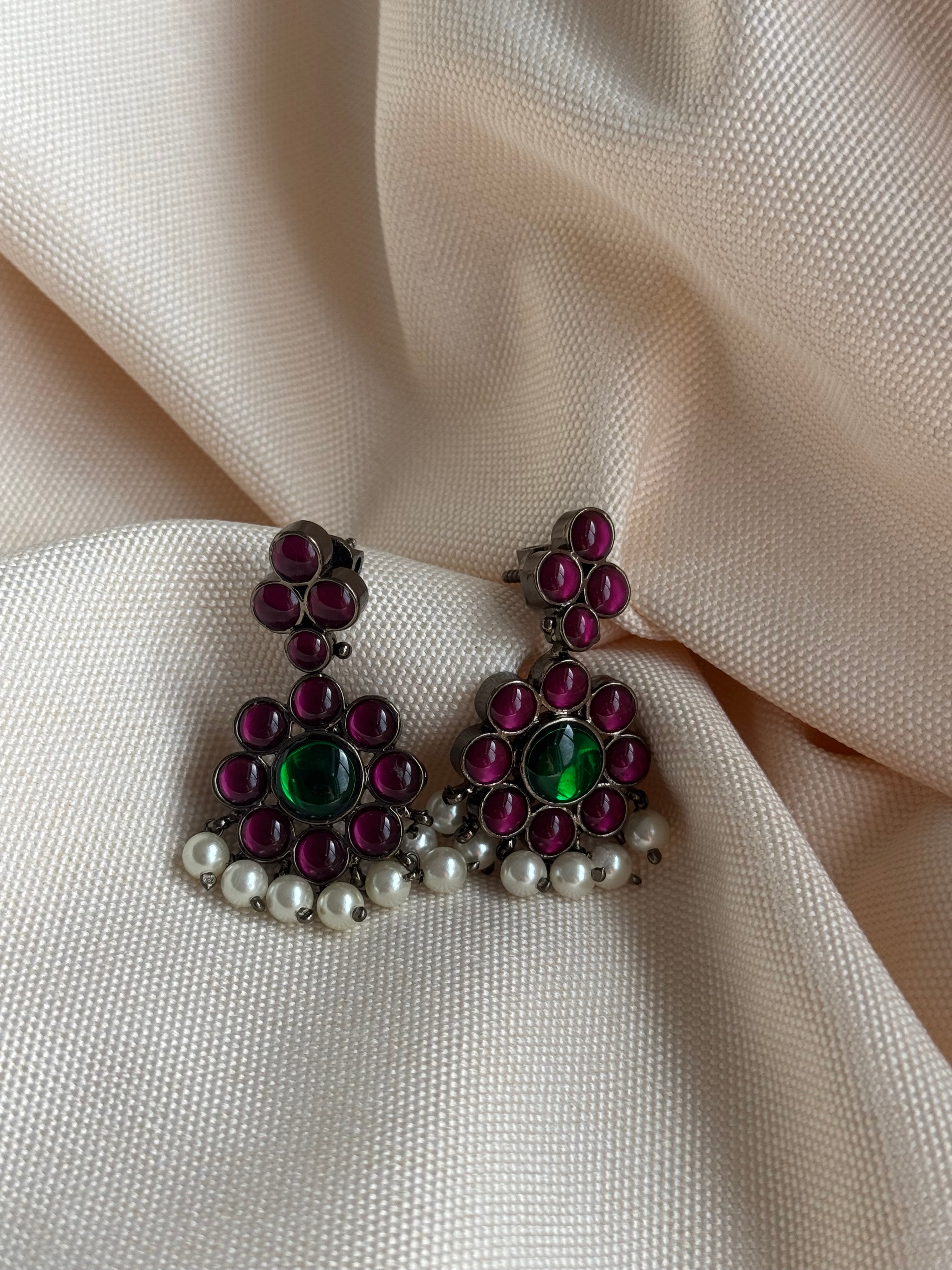 Black Polish Precious Kemp Earring