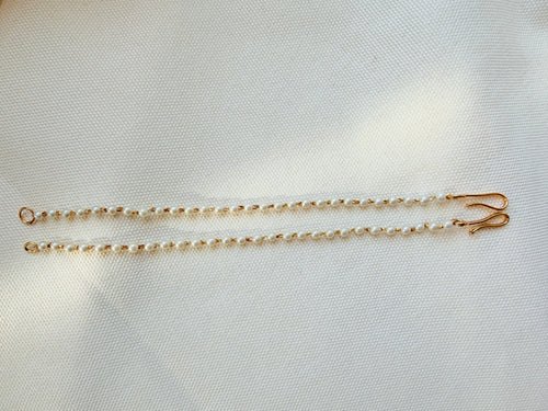 1 Line Pearl Ear Mattle