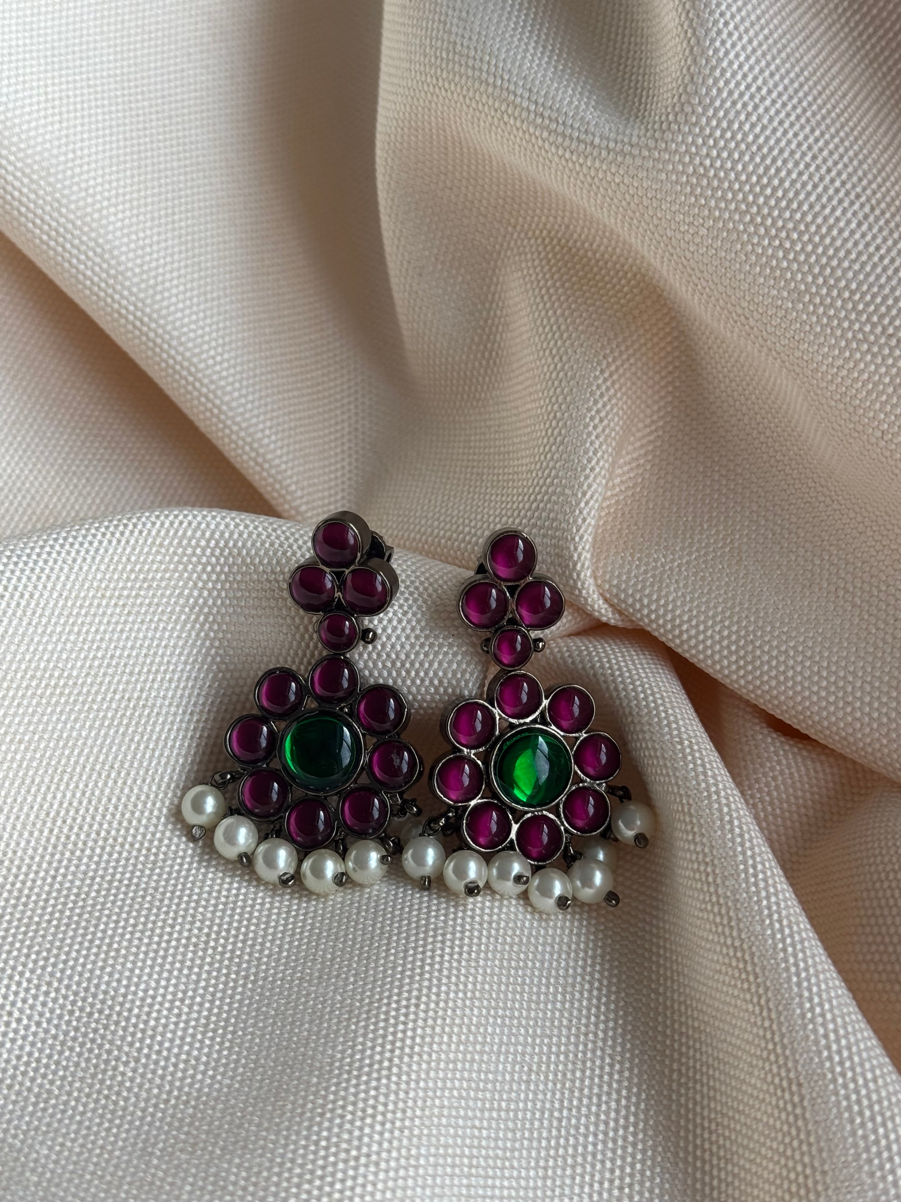 Black Polish Precious Kemp Earring