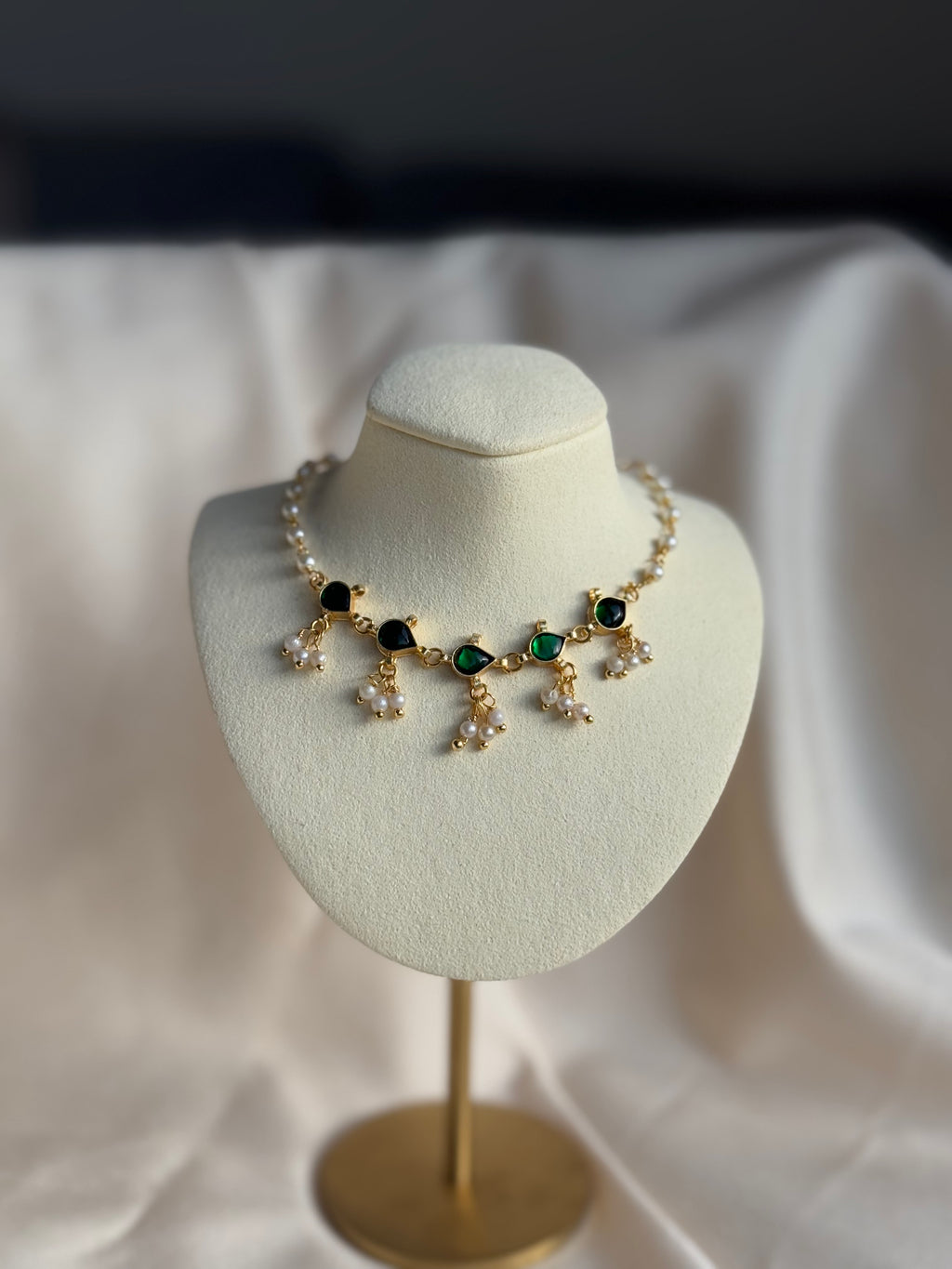 Kundan Floral Pearl Choker Necklace -Green