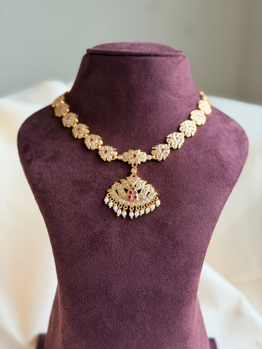 Impoun White Stone and Pink Stone Mango Design Attigai