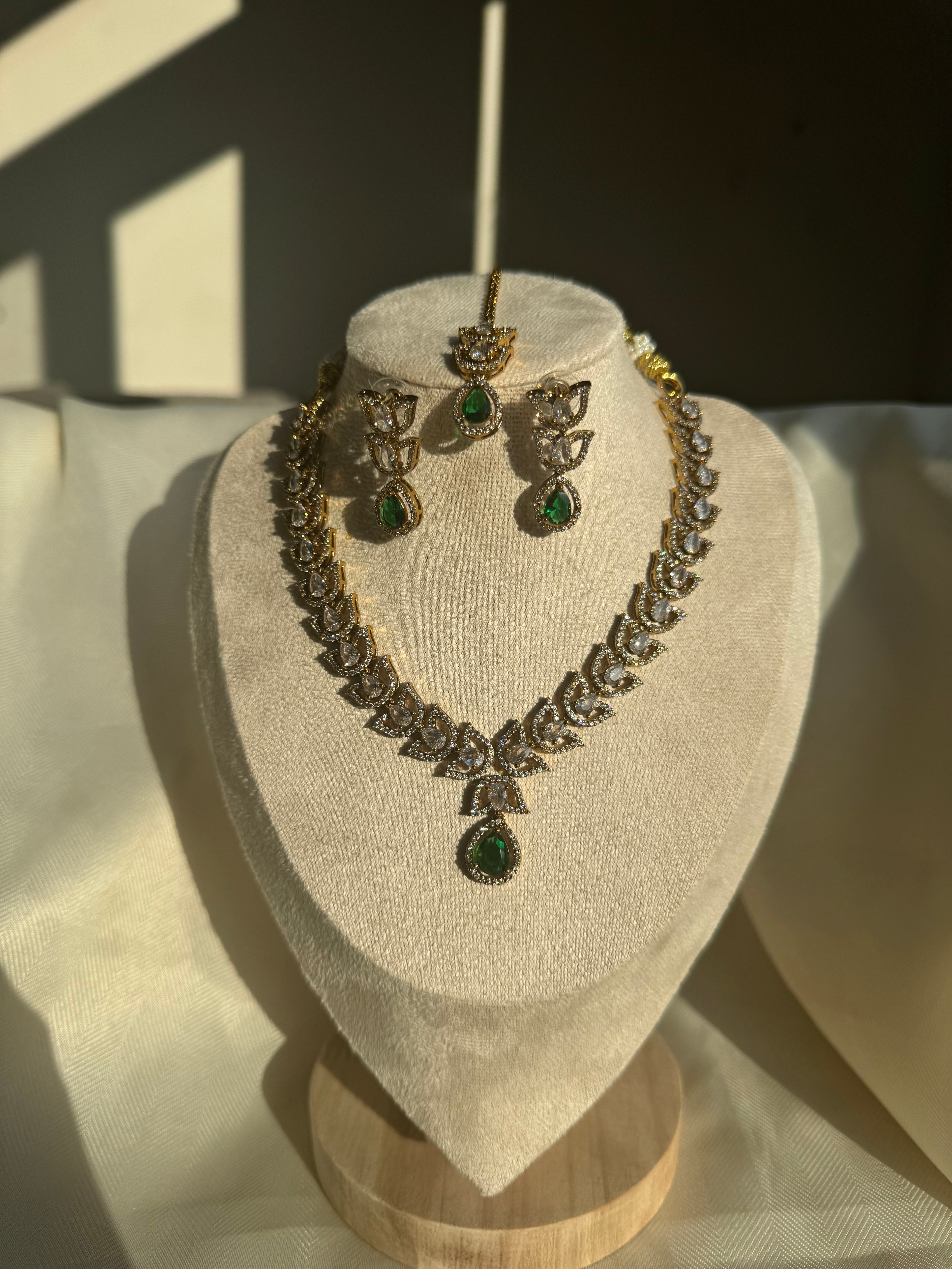 AD Semi Bridal Necklace set with Tikka