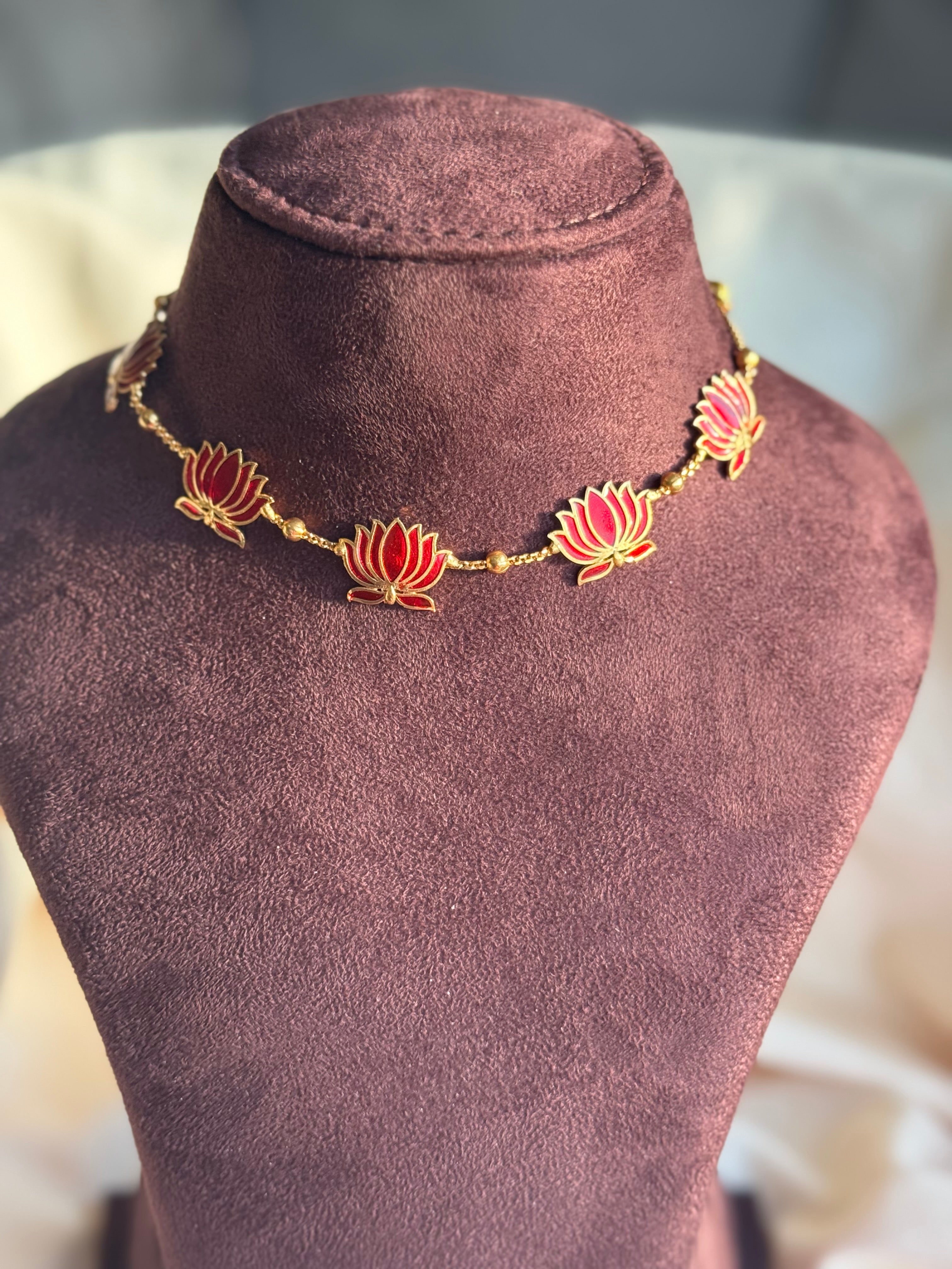 Lotus Red Short Neckpiece Set