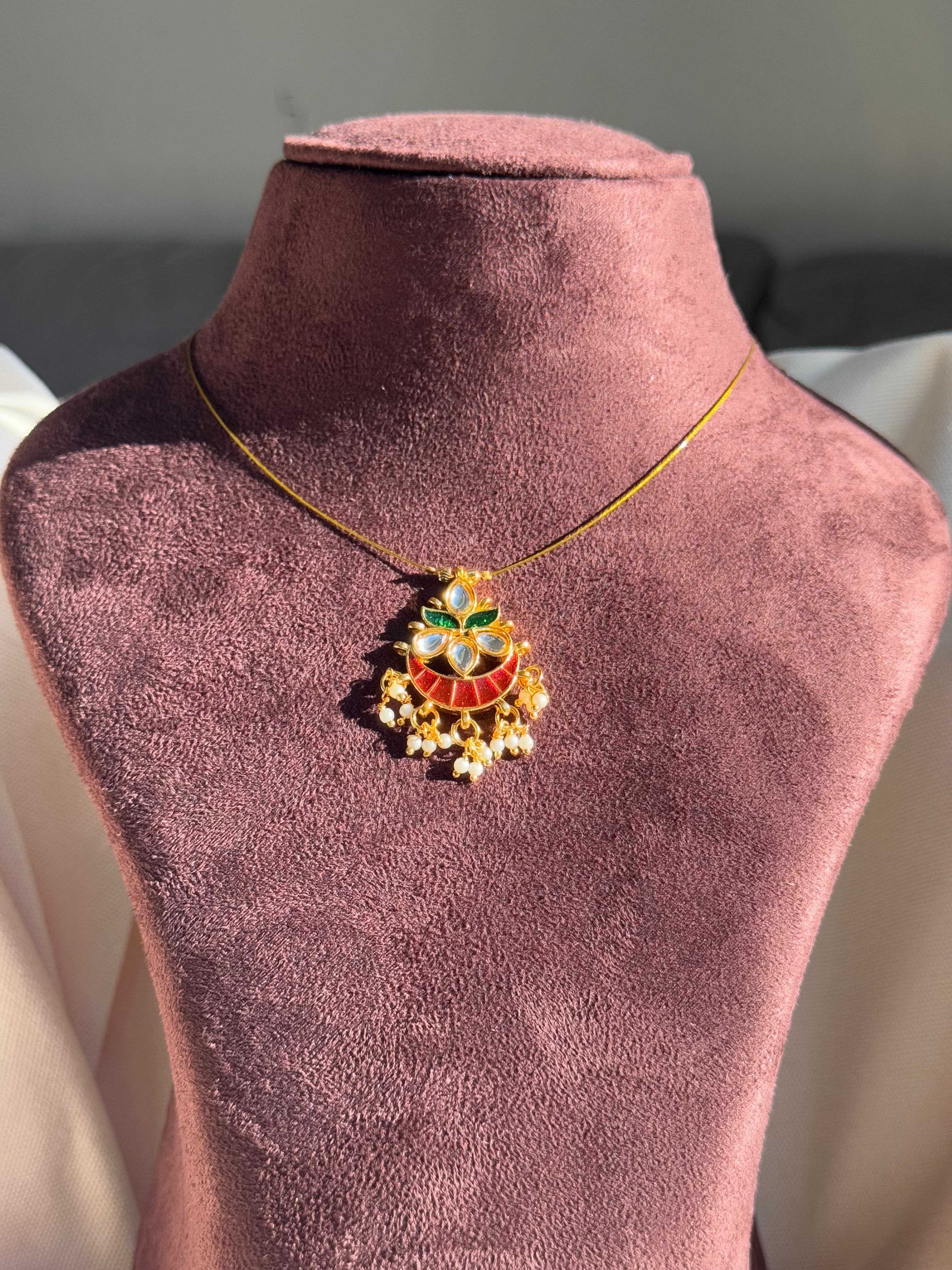 Half Moon Style Pendant Invisible Chain with pearl beads