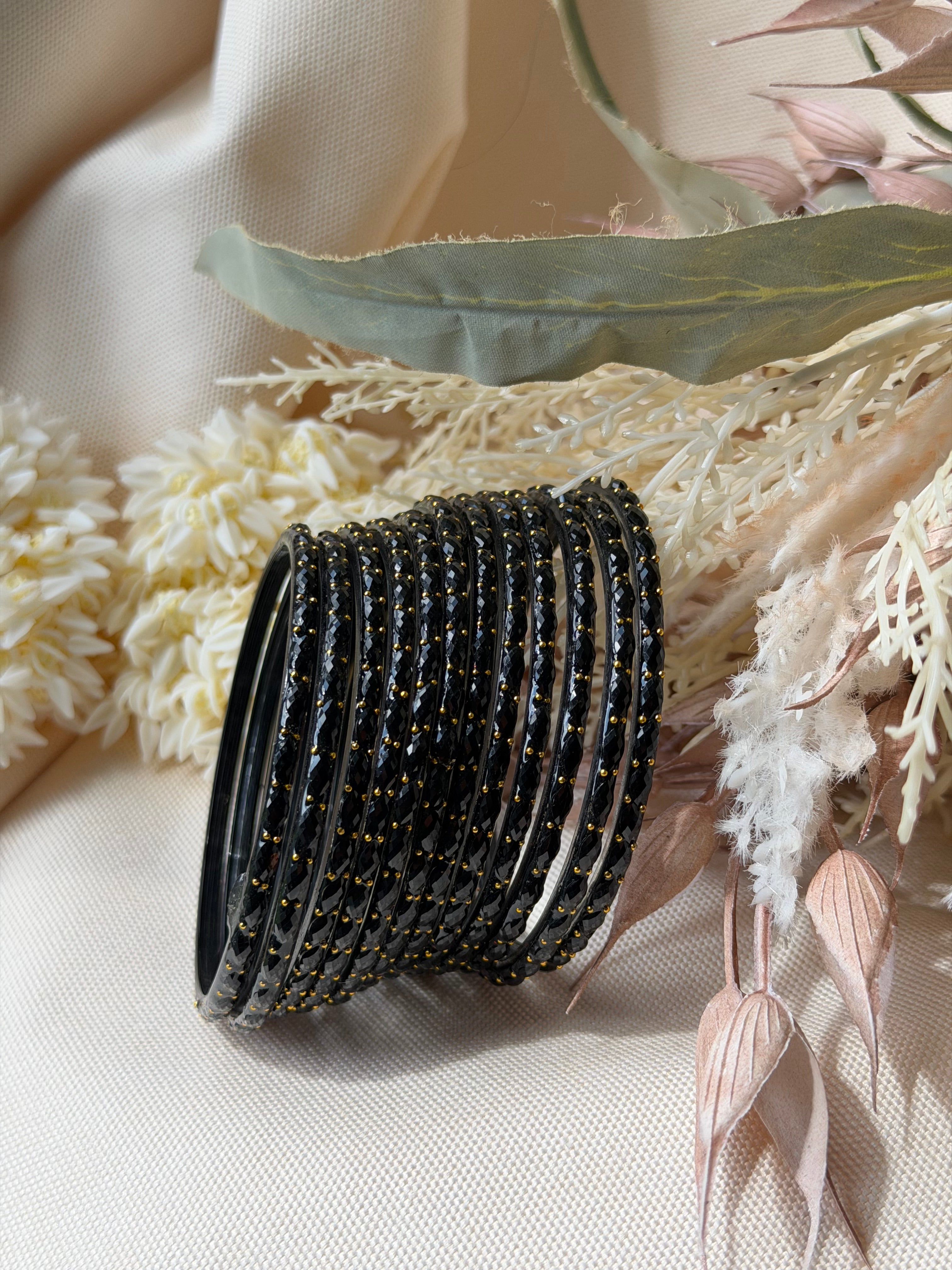 Raindrop Glass Bangle- Black