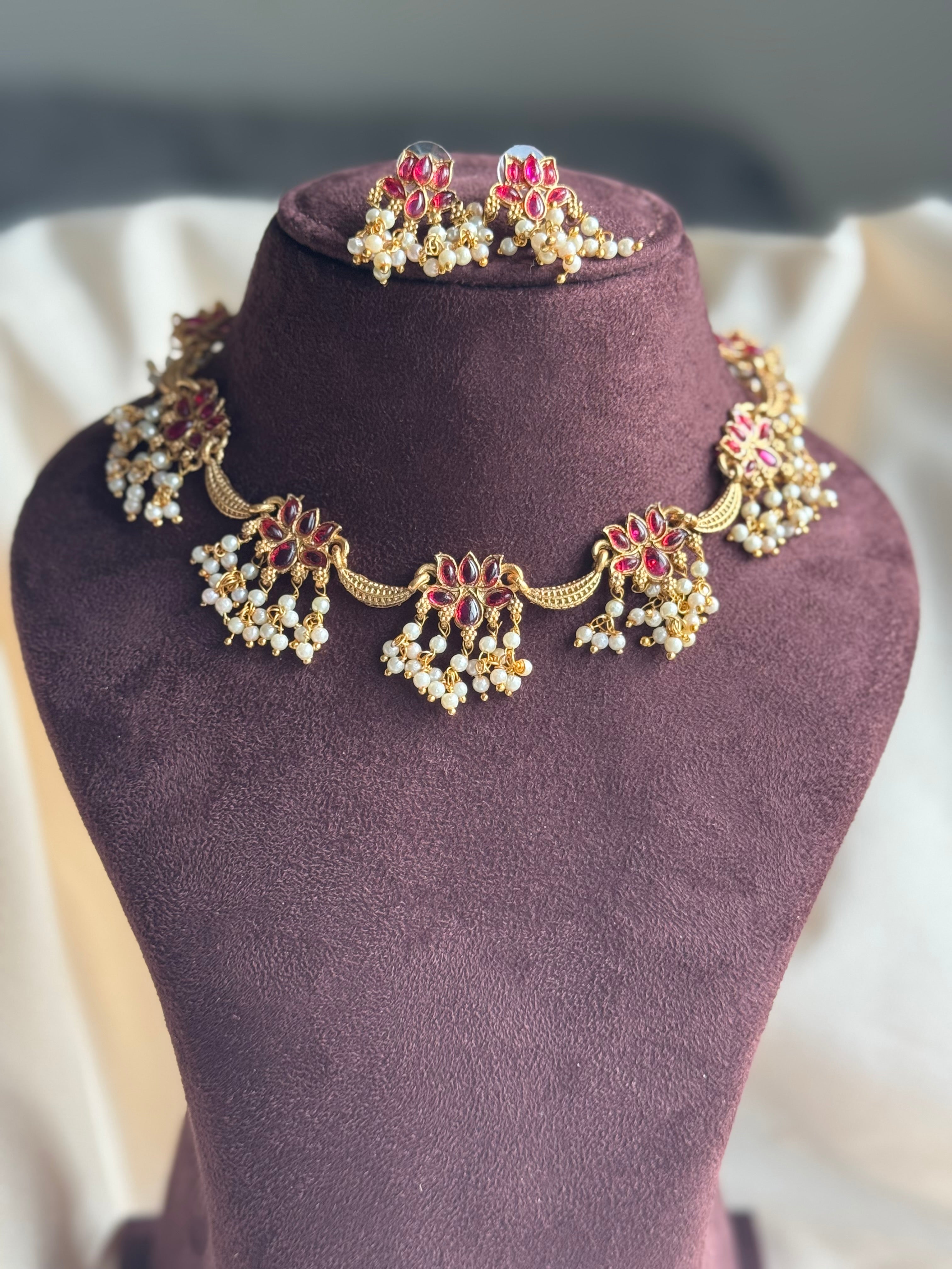 Lotus Pearl Hanging Necklace Set