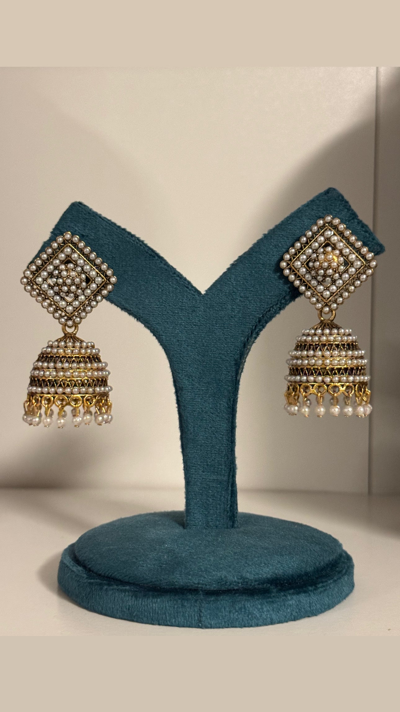 Pearl work Earring SSJ14