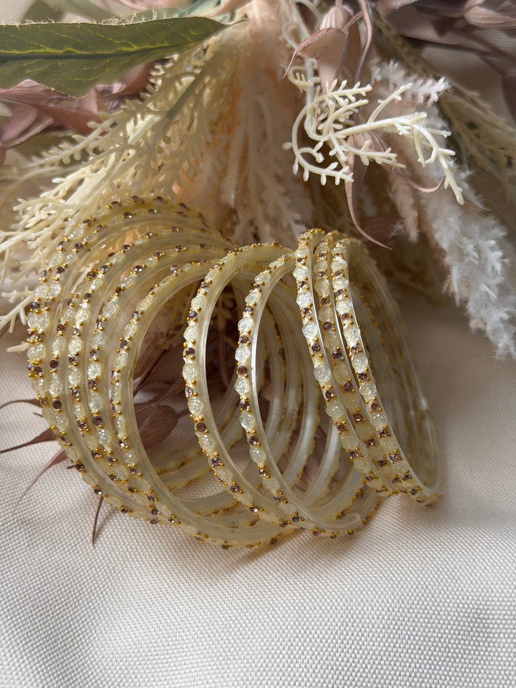 Rose Glass Bangle - White