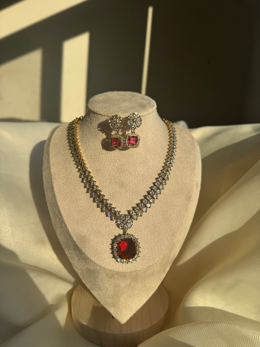 AD Short Necklace Set - Red