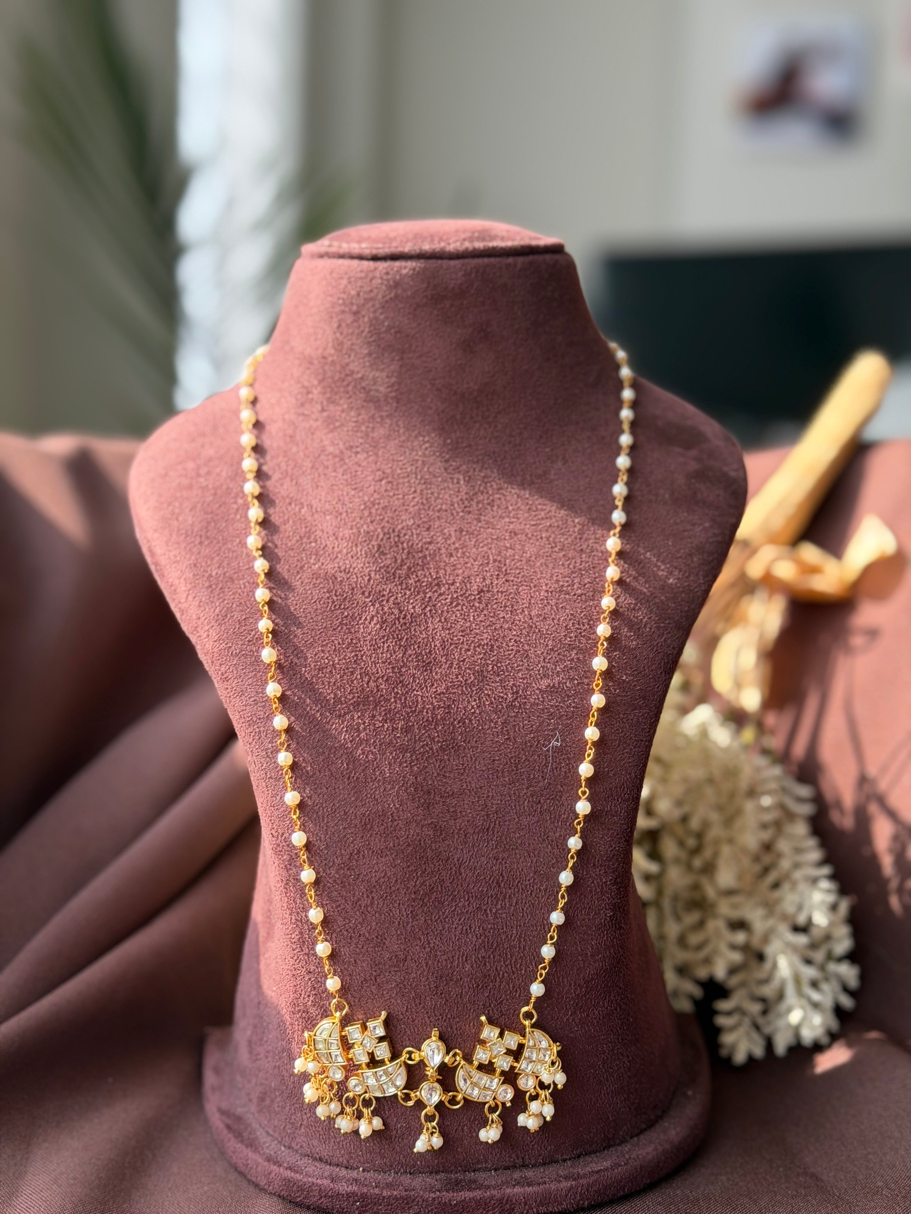 Kundan 3 Pendent Kong Chain