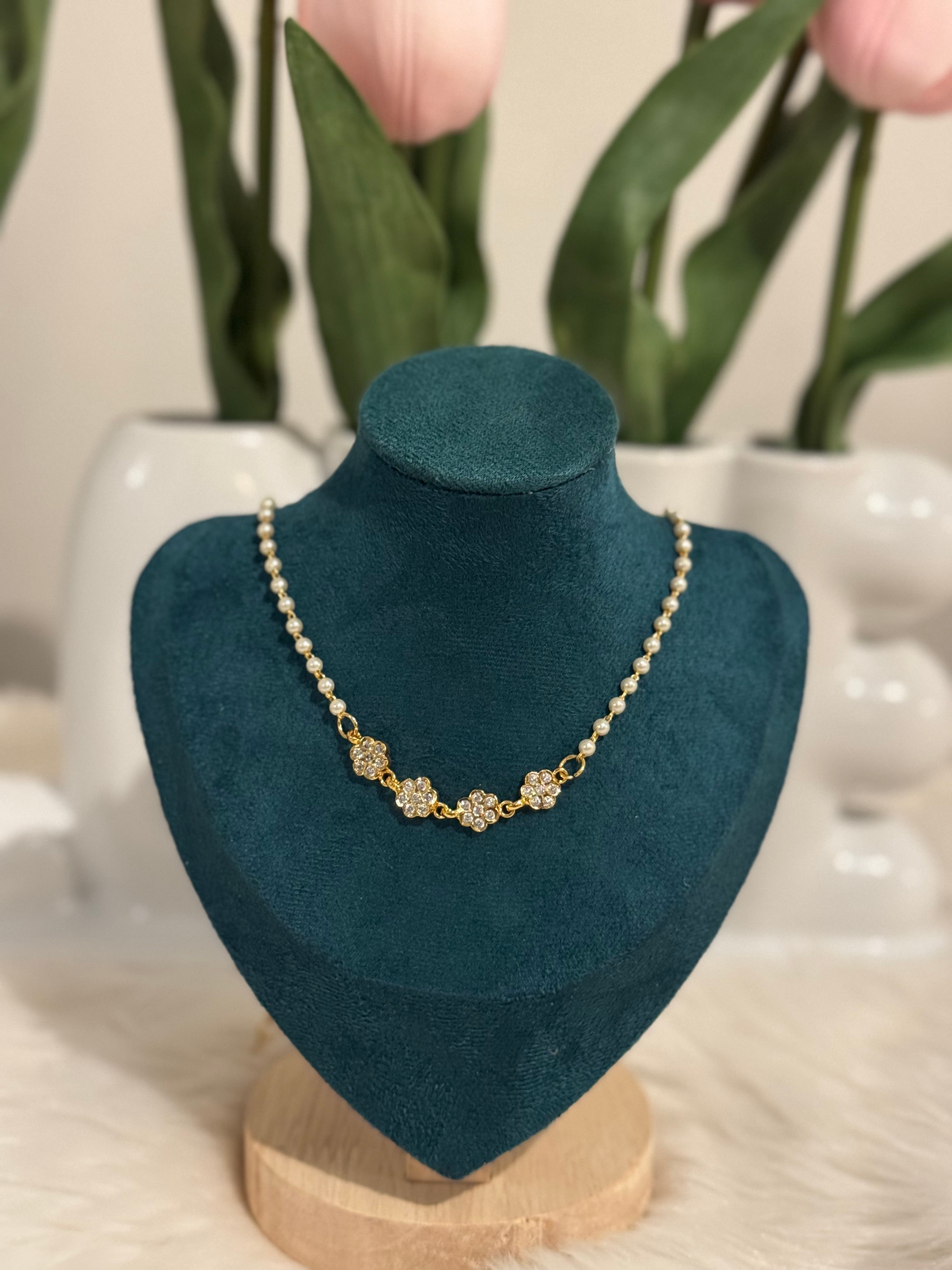 Pearl Short Necklace