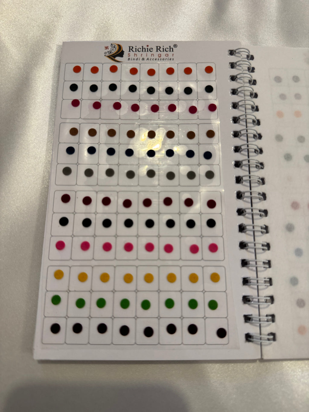 Small Round Plain Sticker Bindi Book