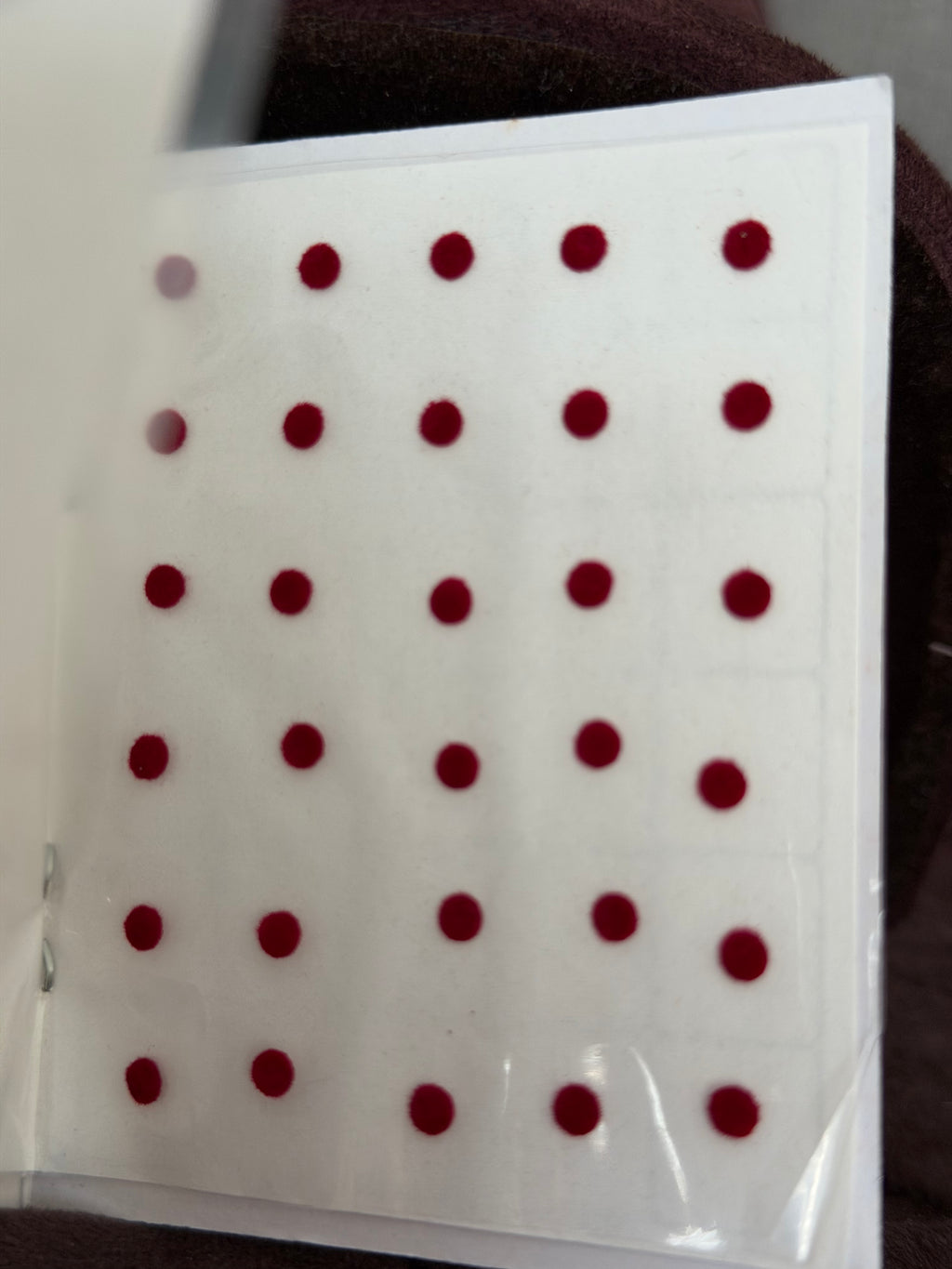 Navya Maroon Small Pack Bindis – Size 8