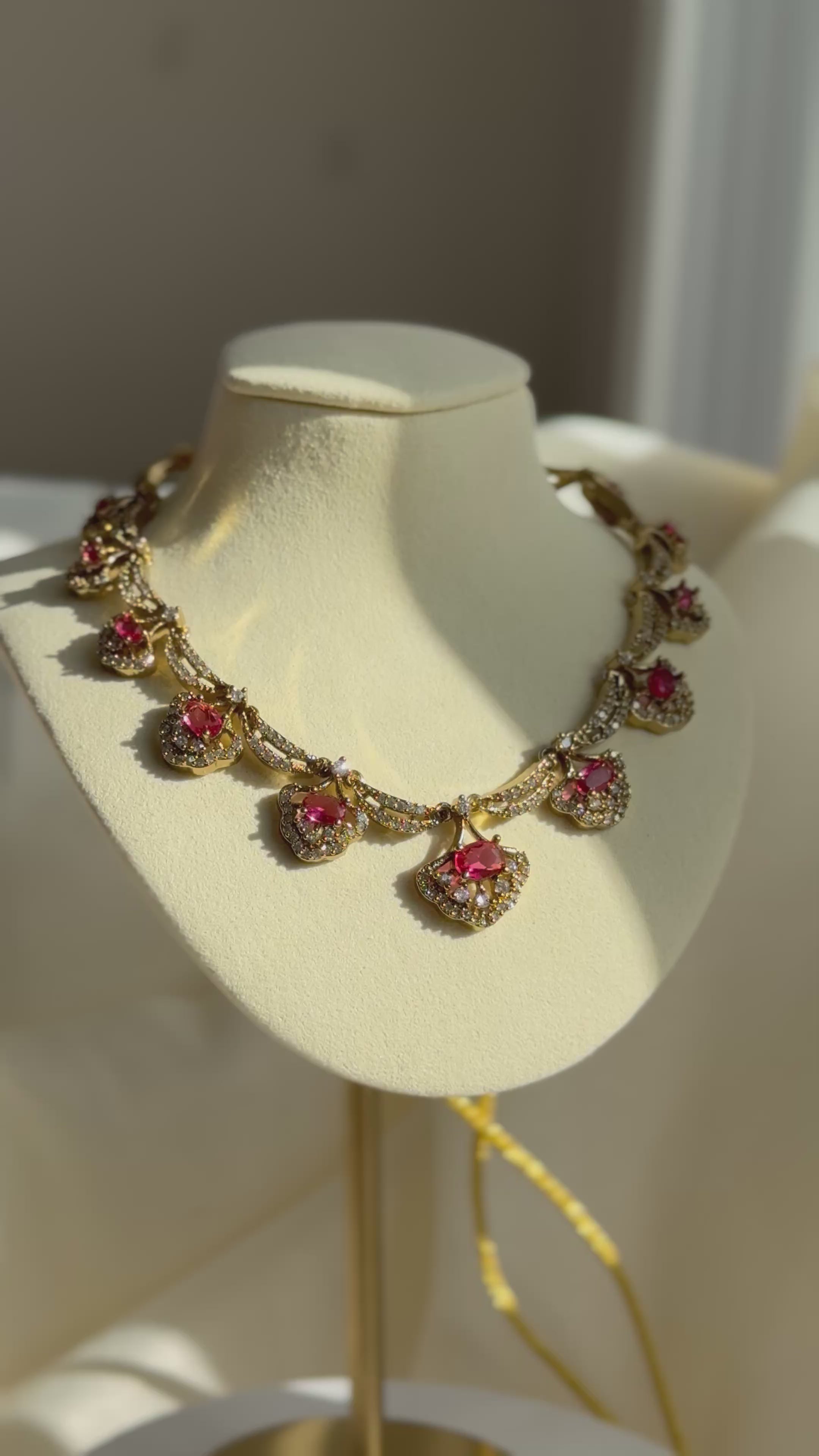 Diamond Uncut Necklace Set - Red